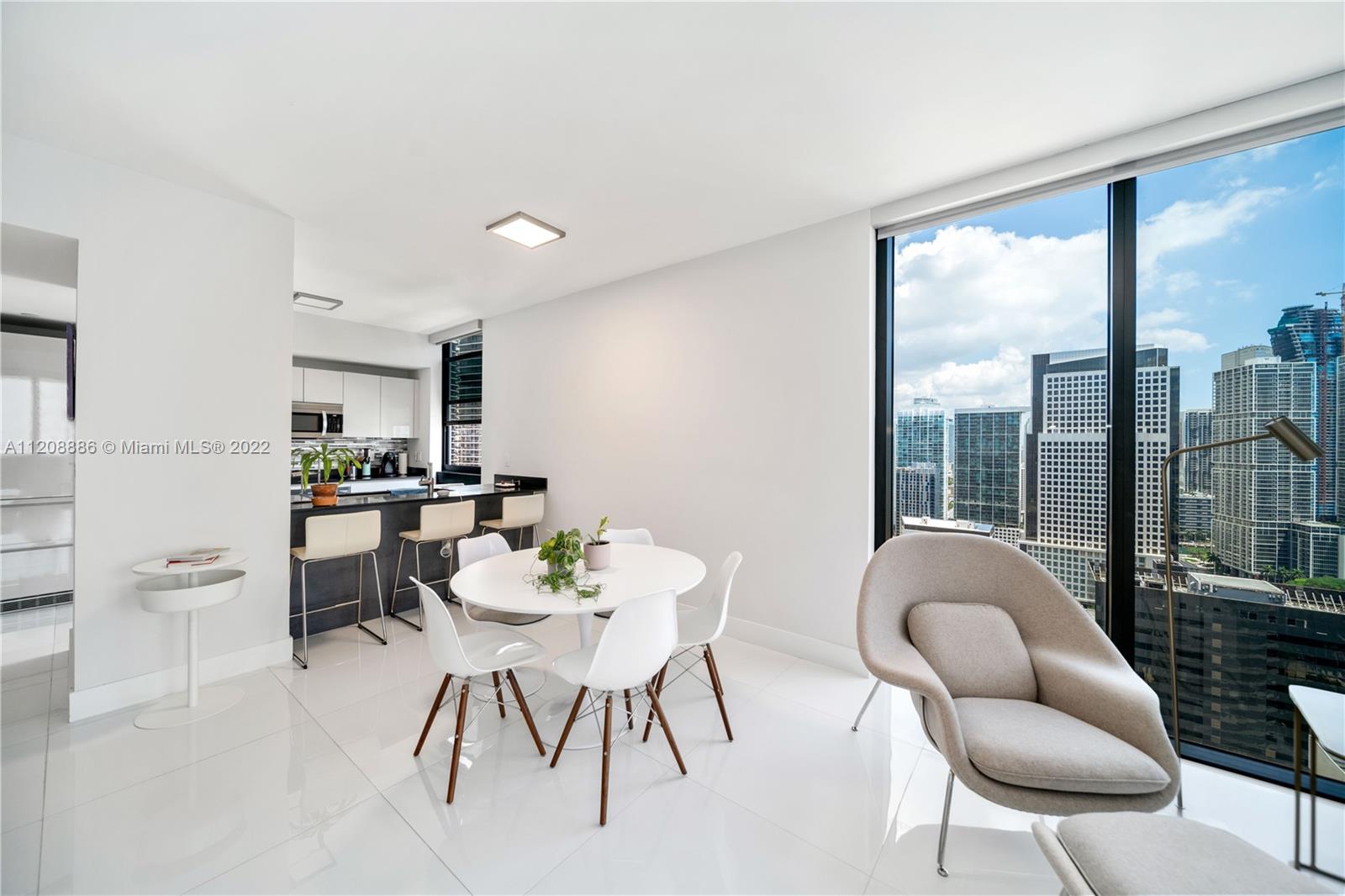 1010 Brickell Ave #3301 Miami, FL 33131