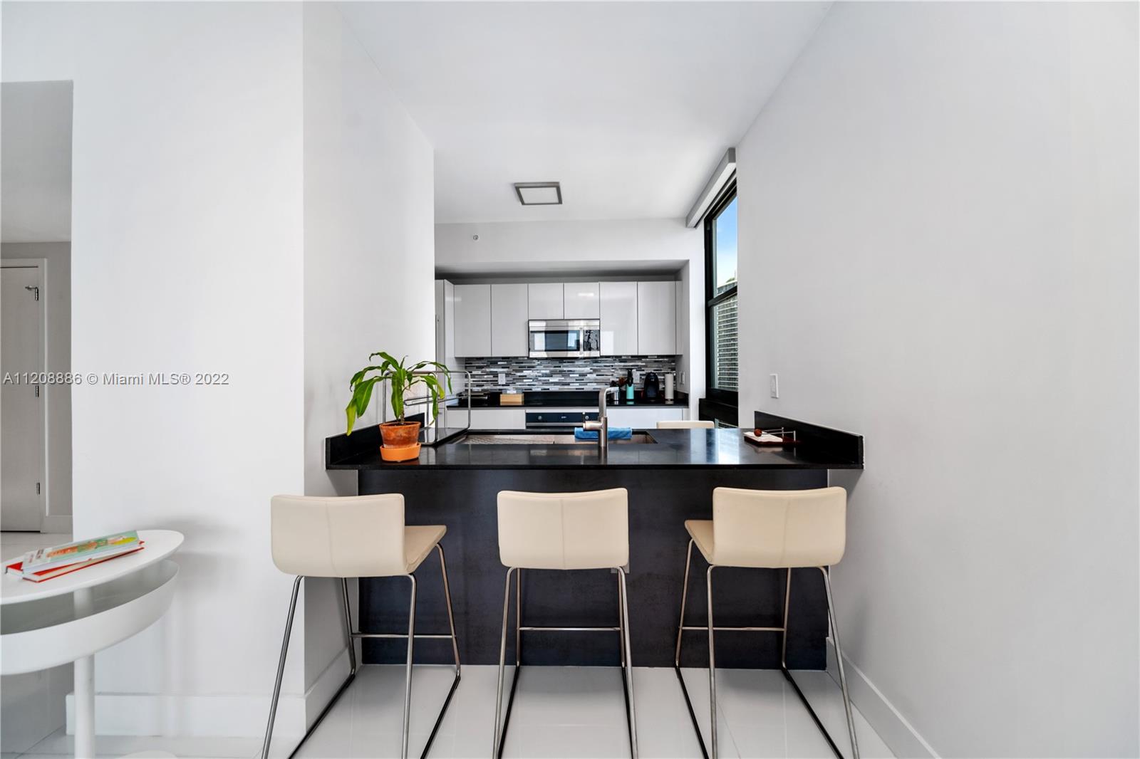 1010 Brickell Ave #3301 Miami, FL 33131