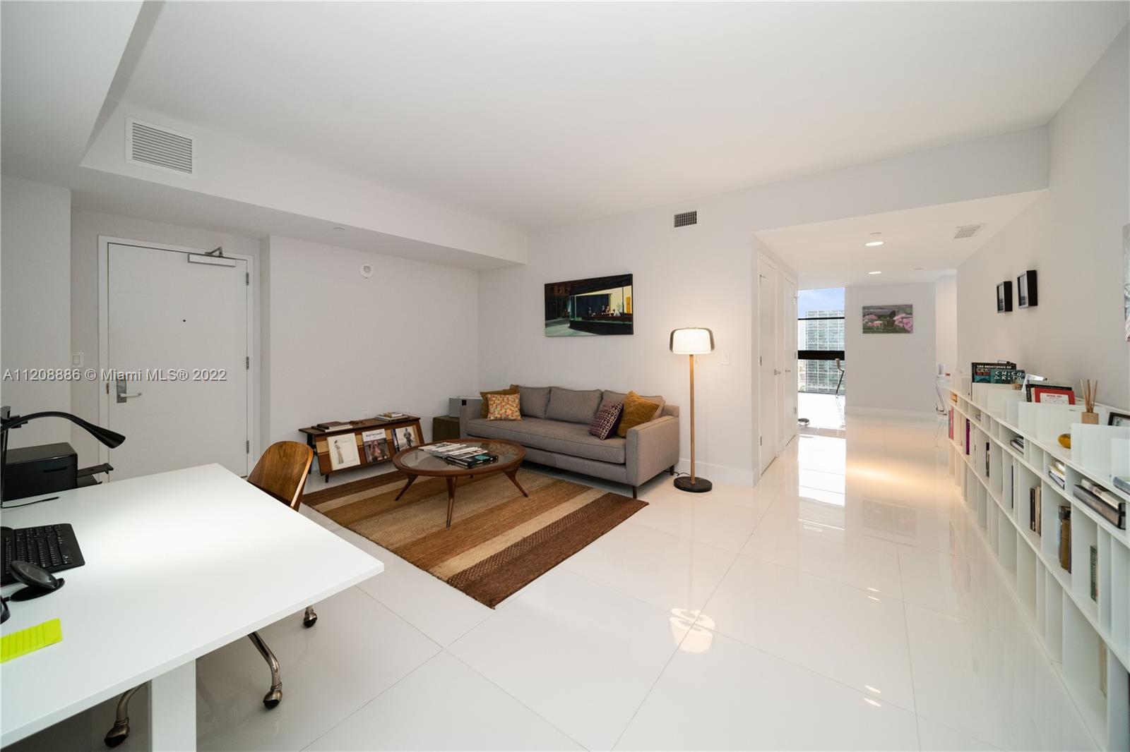 1010 Brickell Ave #3301 Miami, FL 33131