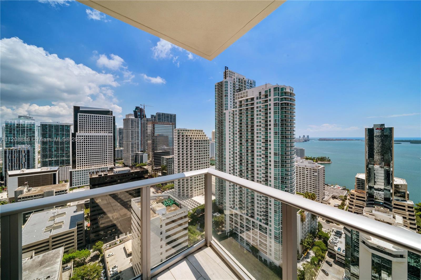 1010 Brickell Ave #3301 Miami, FL 33131