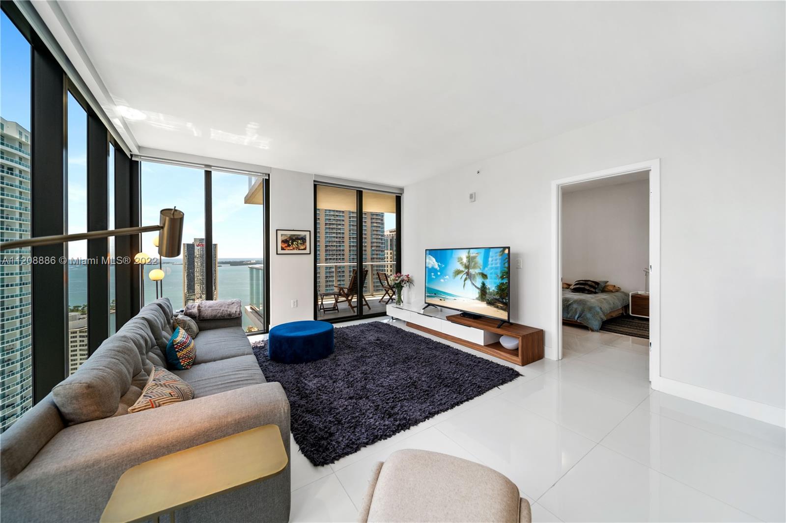 1010 Brickell Ave #3301 Miami, FL 33131