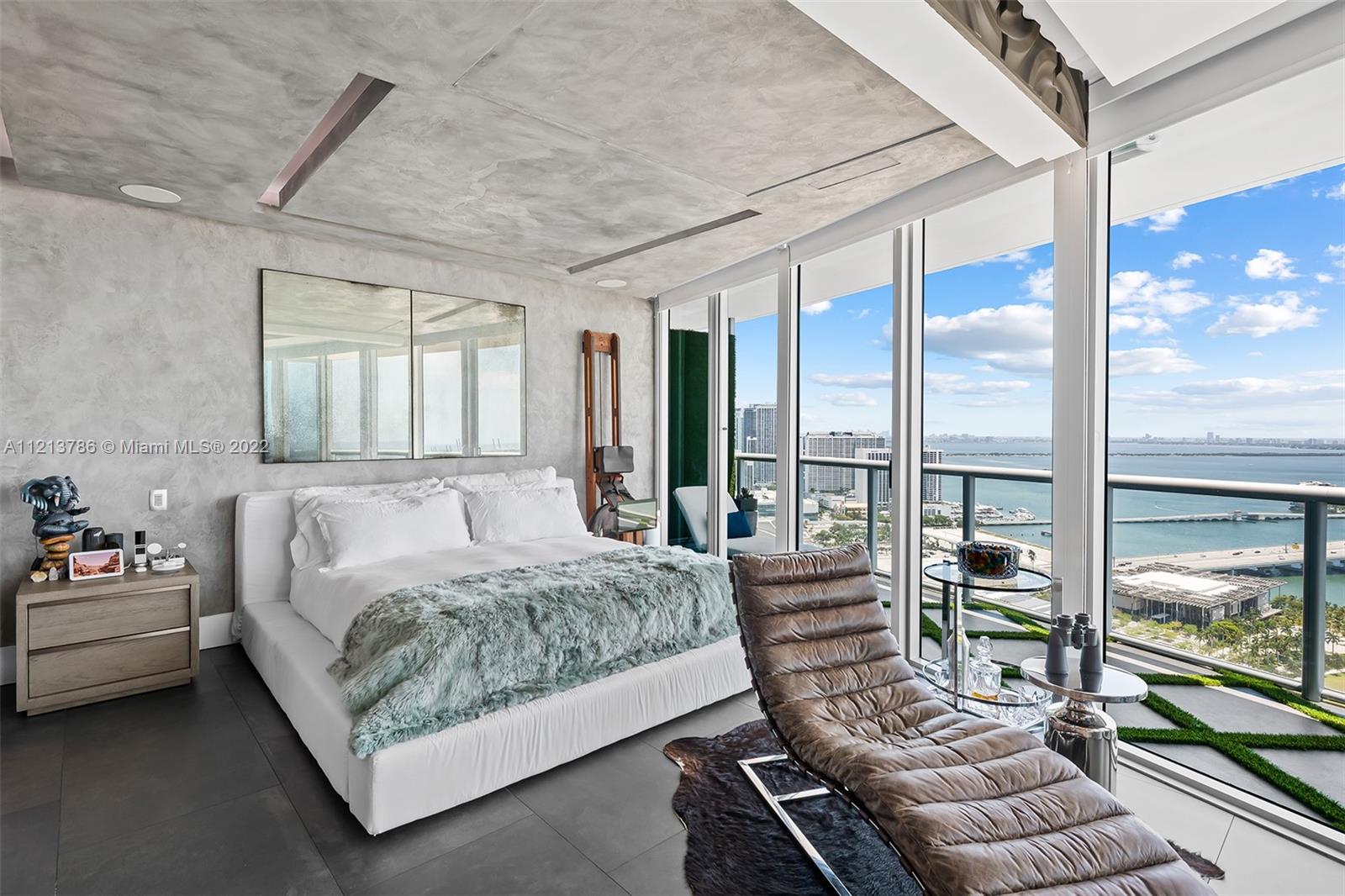 888 Biscayne Blvd #3909 Miami, FL 33132