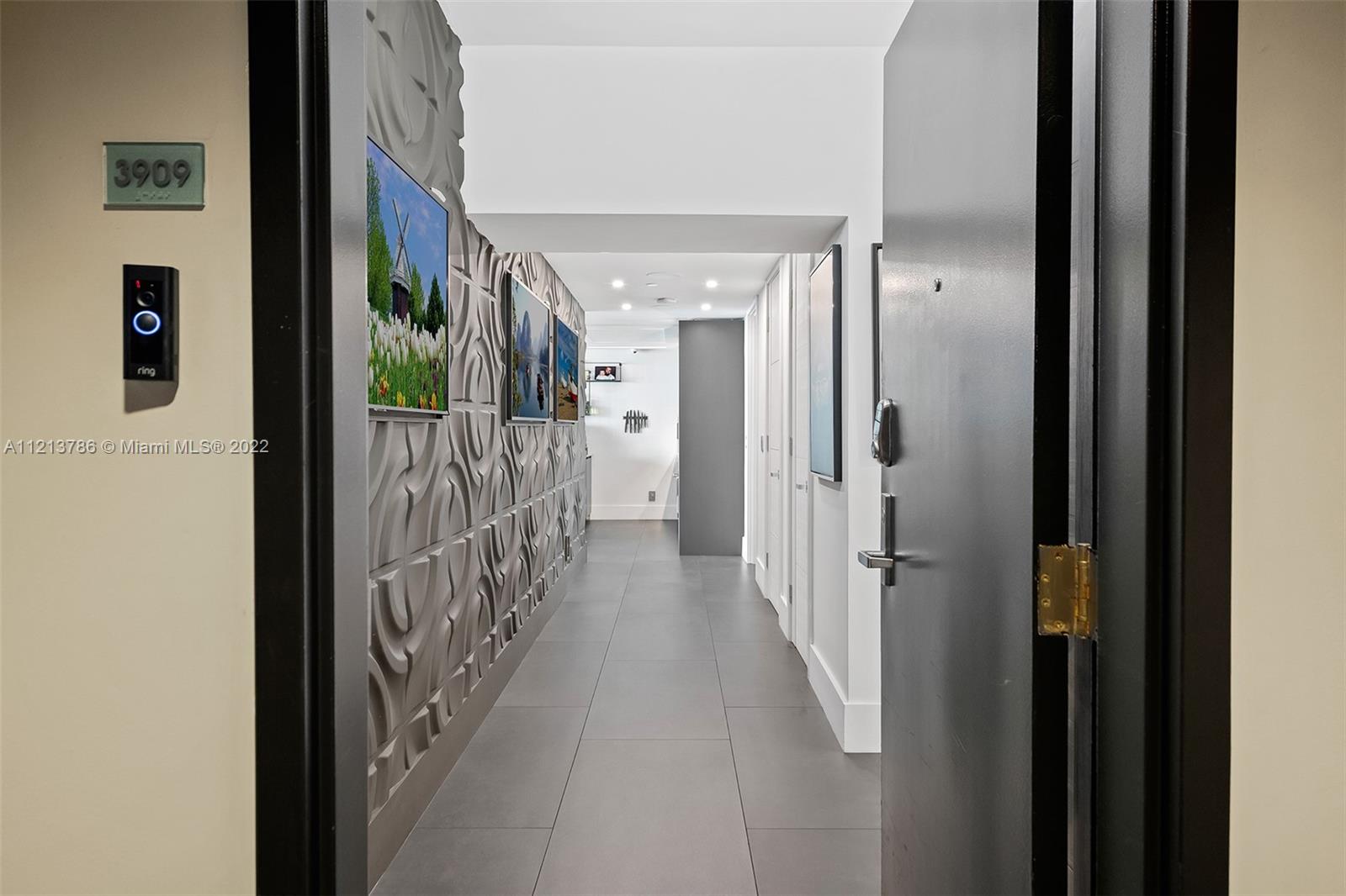 888 Biscayne Blvd #3909 Miami, FL 33132