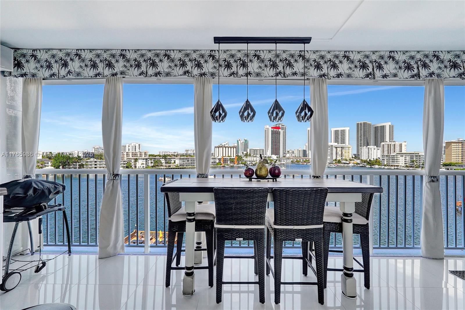 410 Golden Isles Dr #603,Hallandale Beach, FL 33009