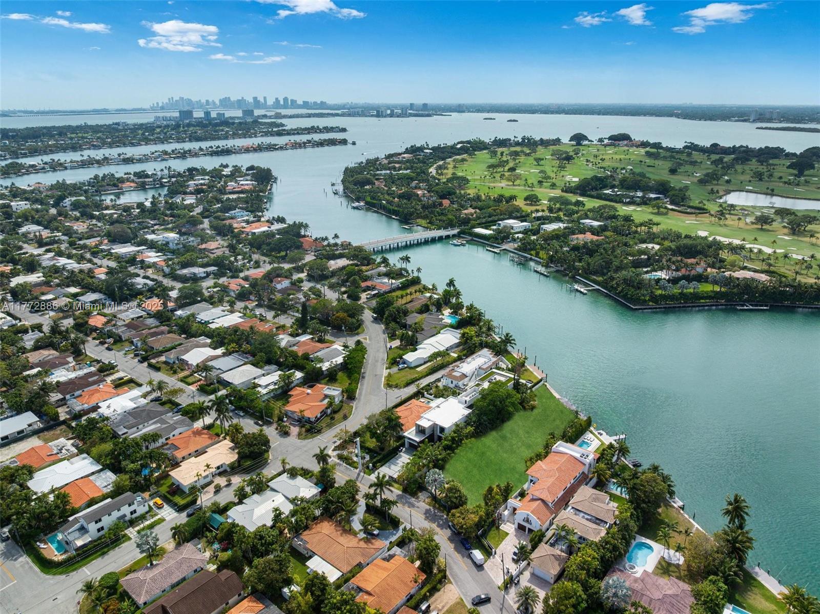 9224 Bay Dr Surfside, FL 33154