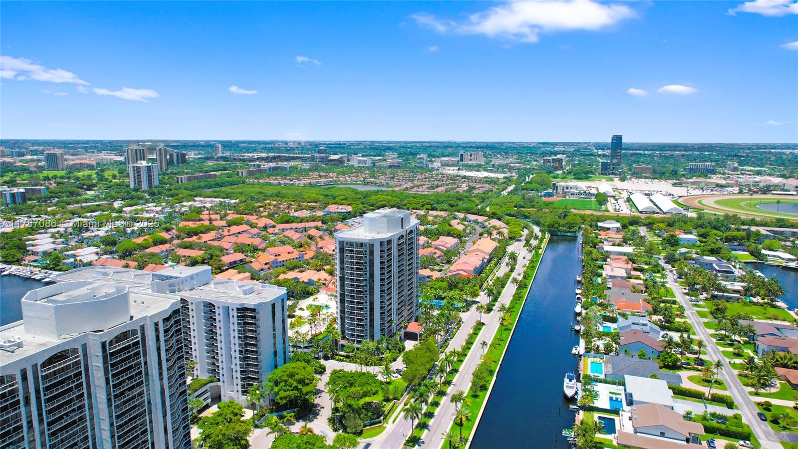 image Harbor Towers45