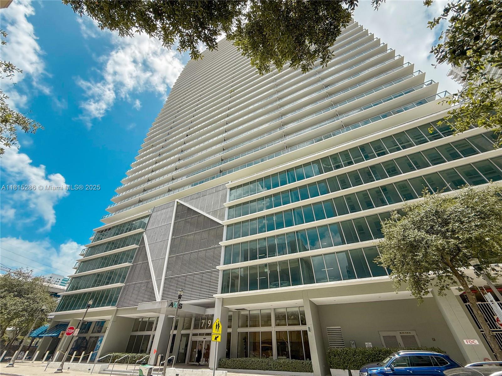 image Axis On Brickell1