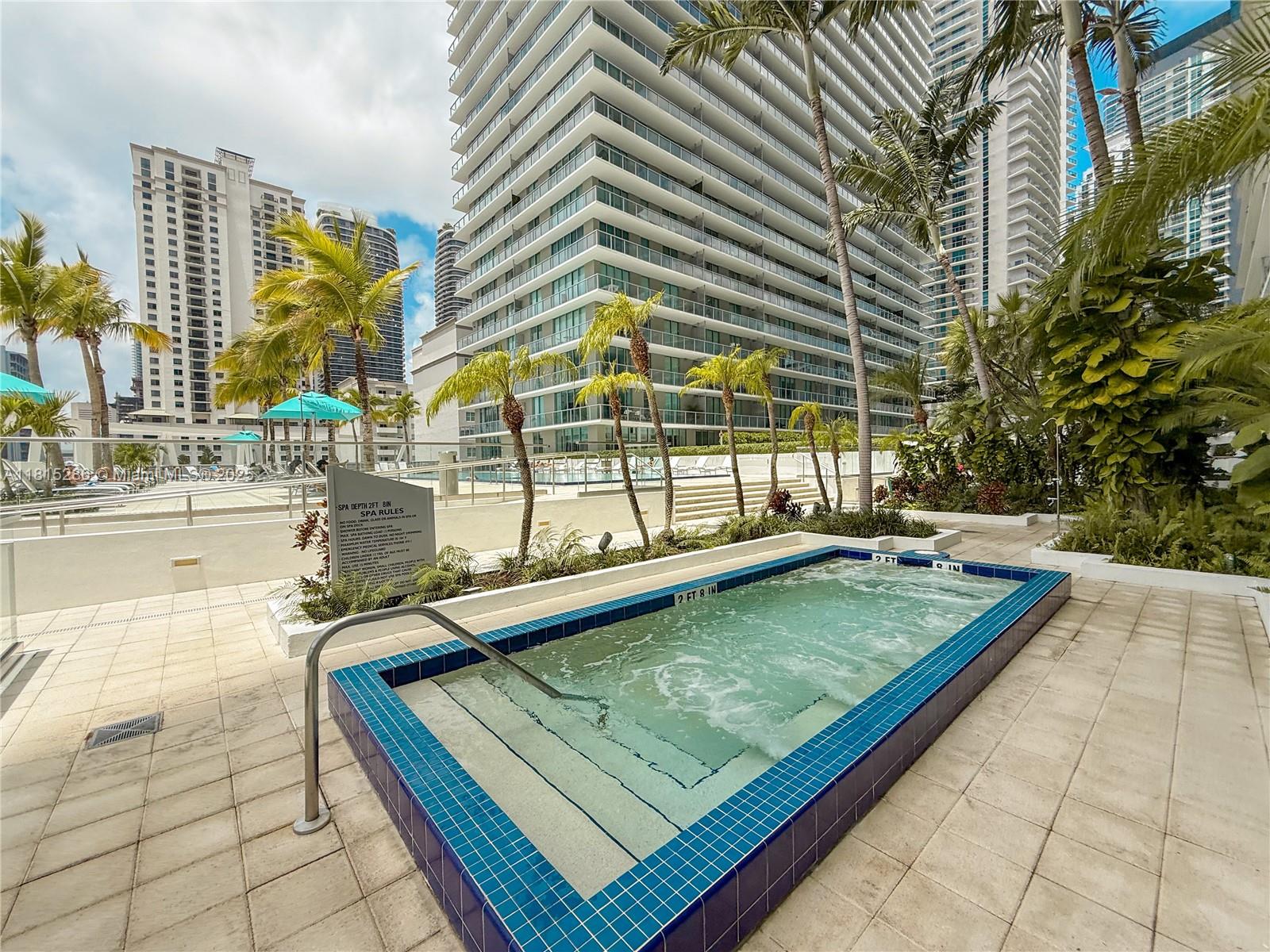 image Axis On Brickell37