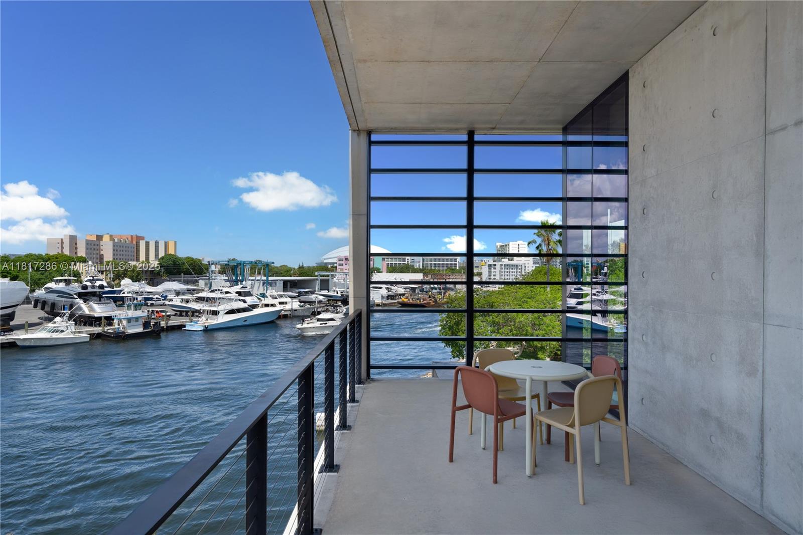 528 NW 7th Ave Miami, FL 33136