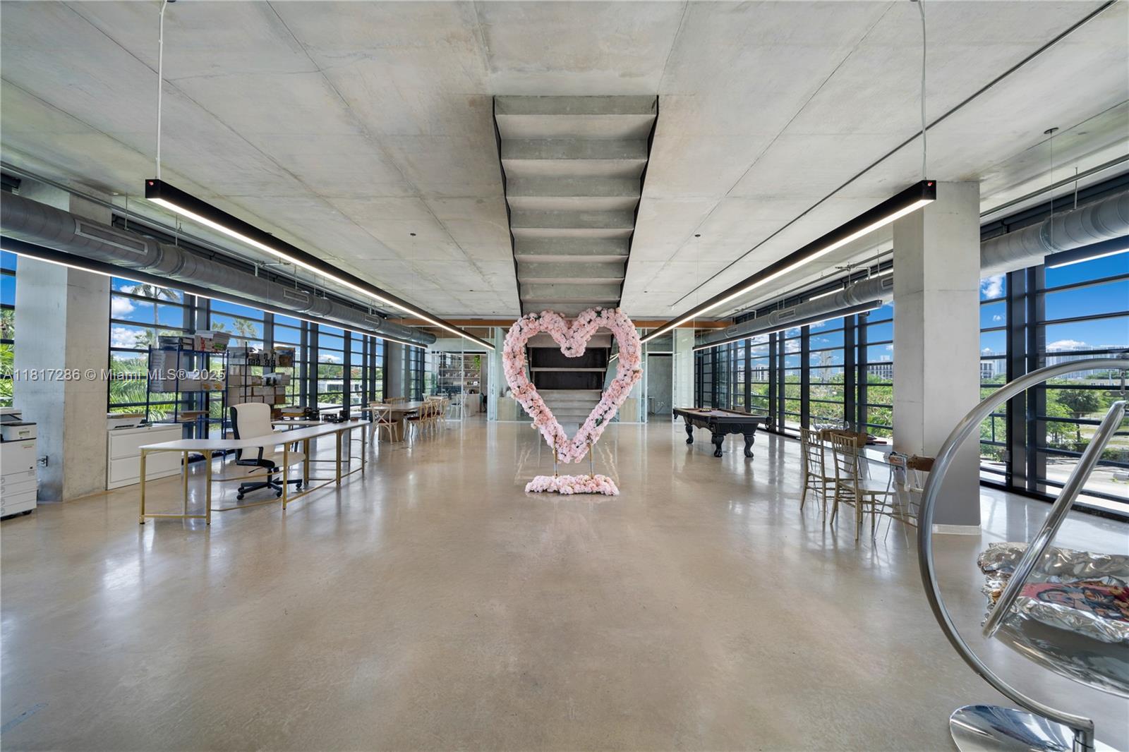 528 NW 7th Ave Miami, FL 33136