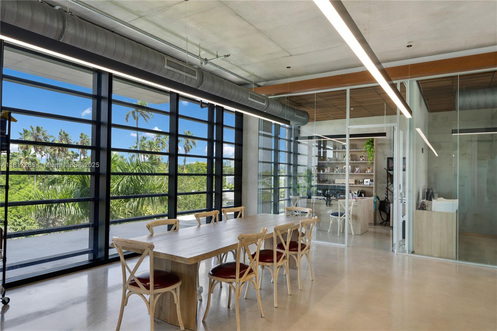 528 NW 7th Ave Miami, FL 33136