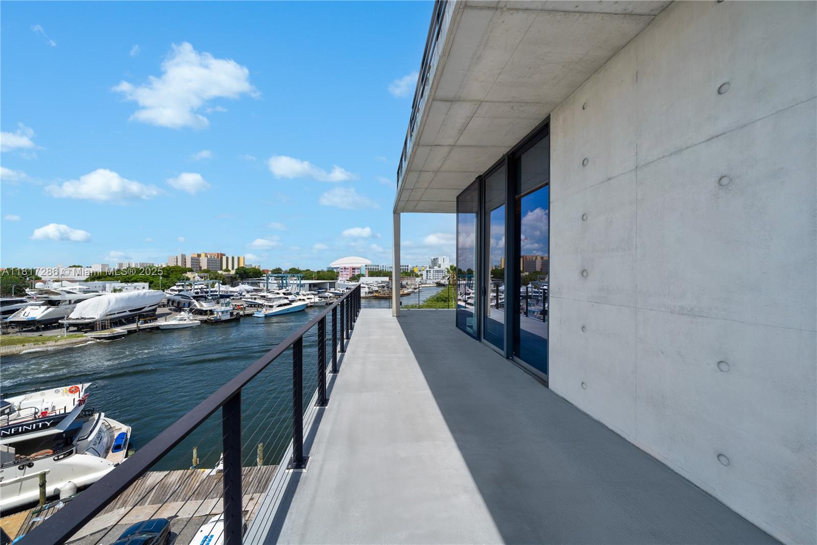 528 NW 7th Ave Miami, FL 33136