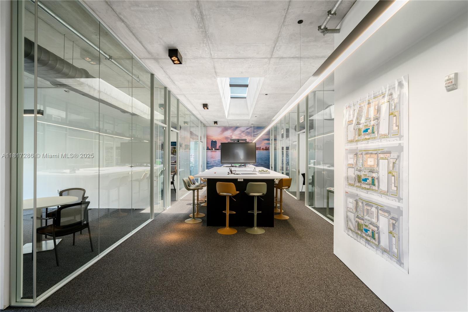 528 NW 7th Ave Miami, FL 33136