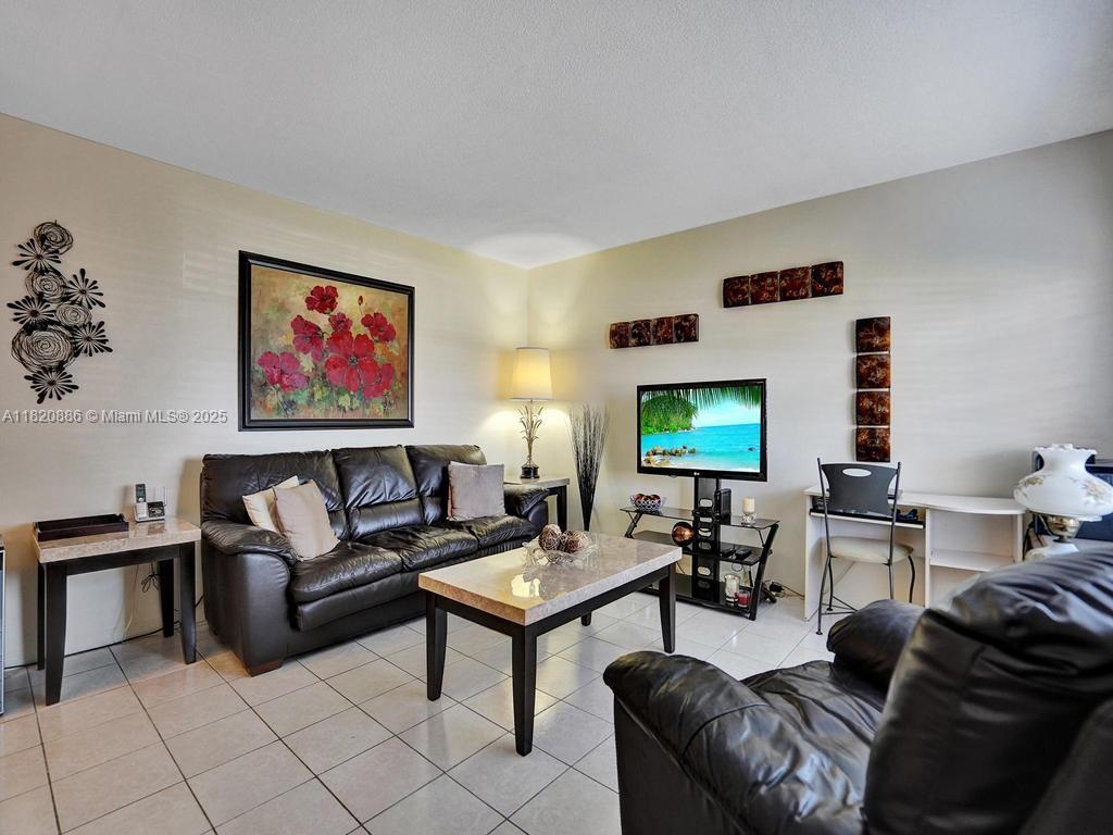 16901 NE 13th Ave #110