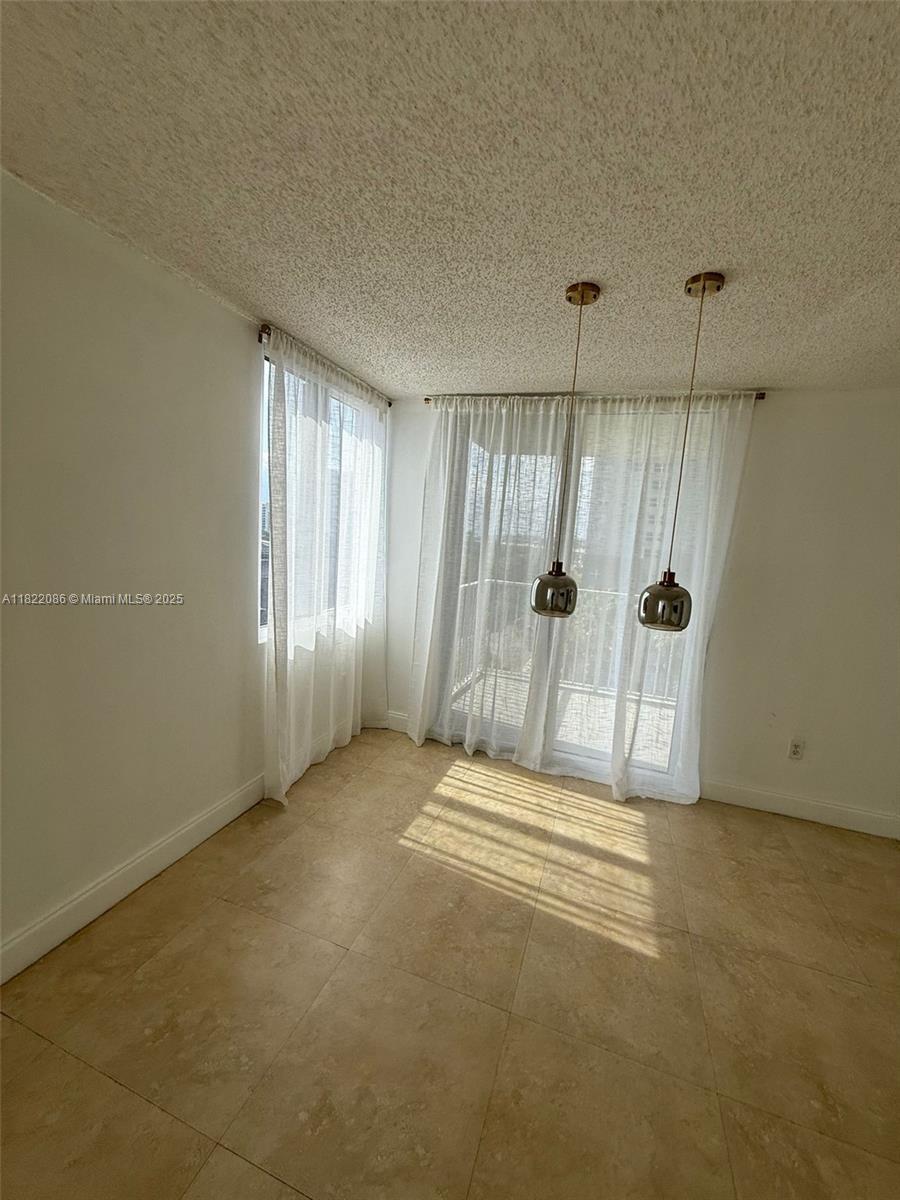 image Madison Condominium13