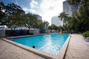 image Madison Condominium20