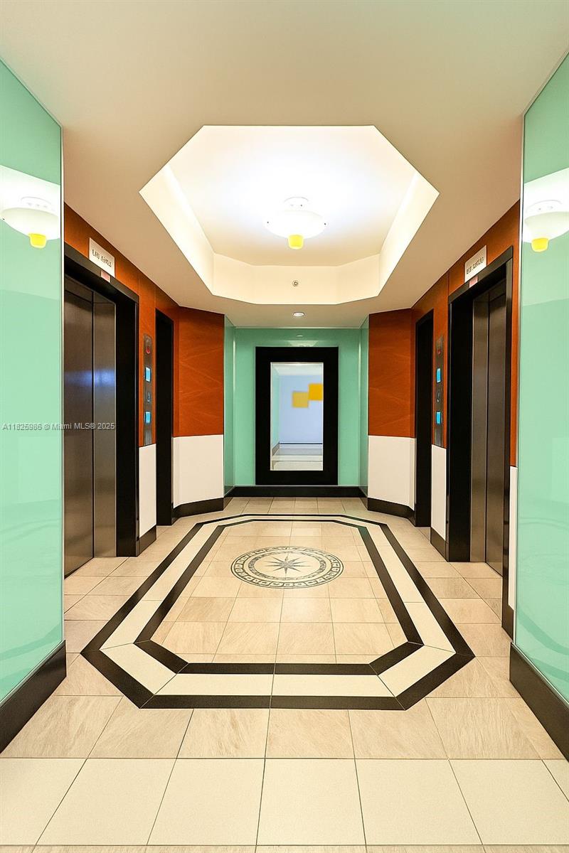 image La Gorce Palace Condo29