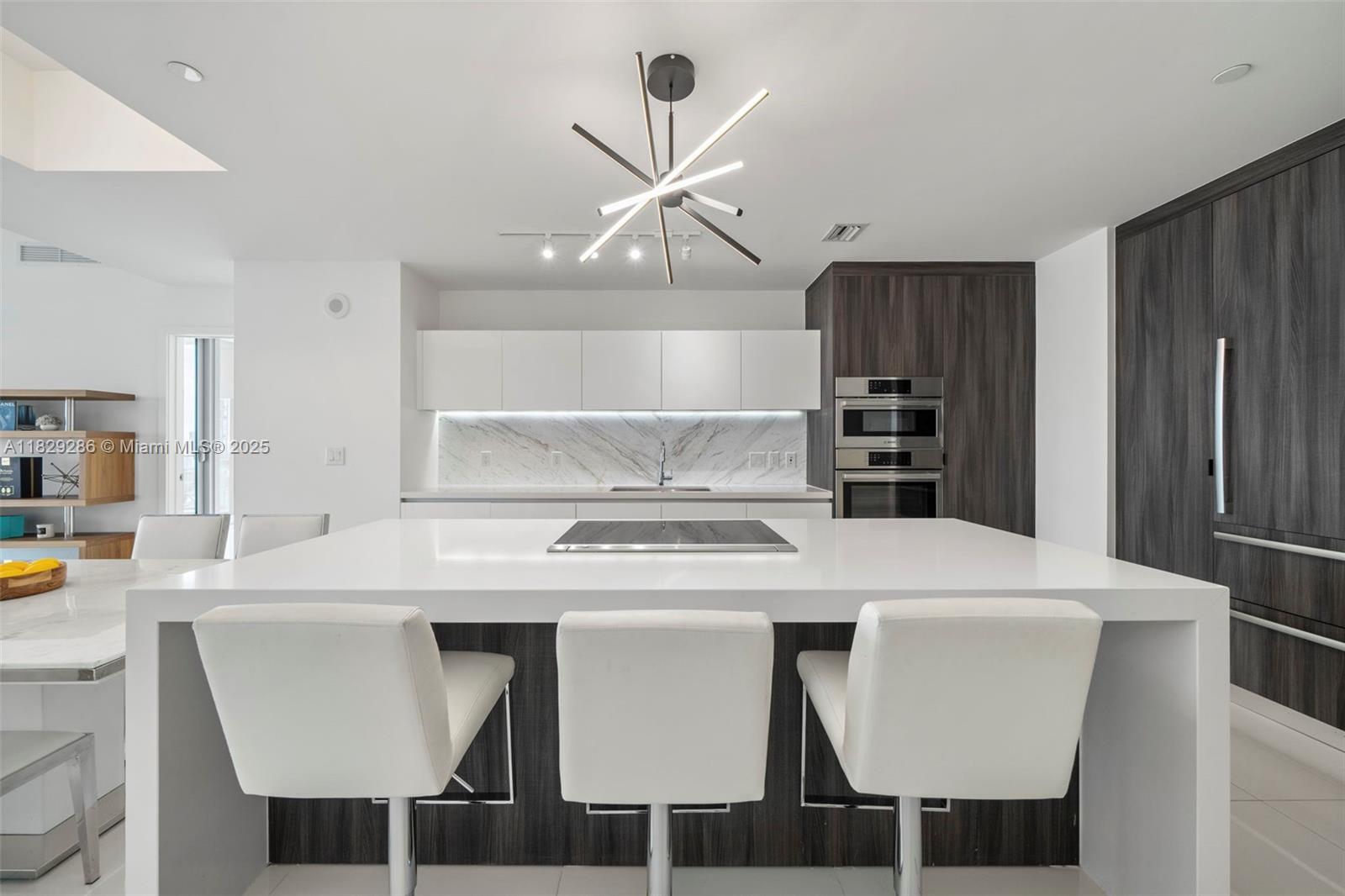 image Paramount World Center6