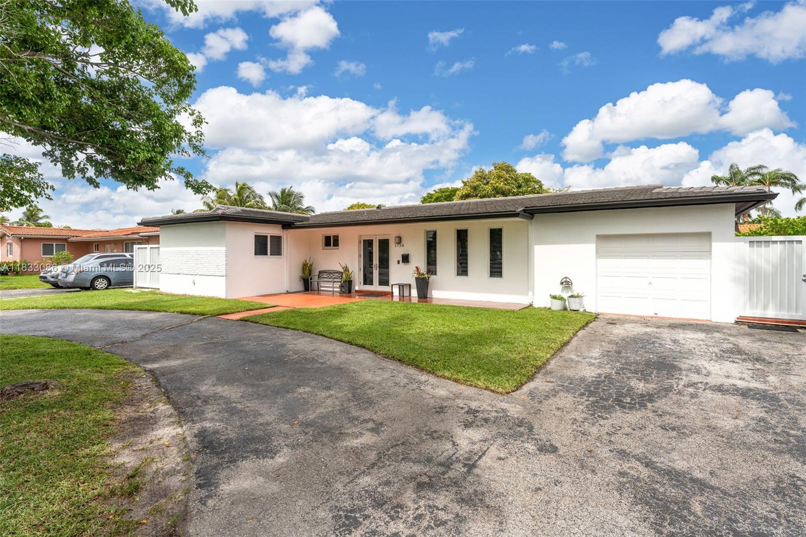 1730 SW 102th Ave