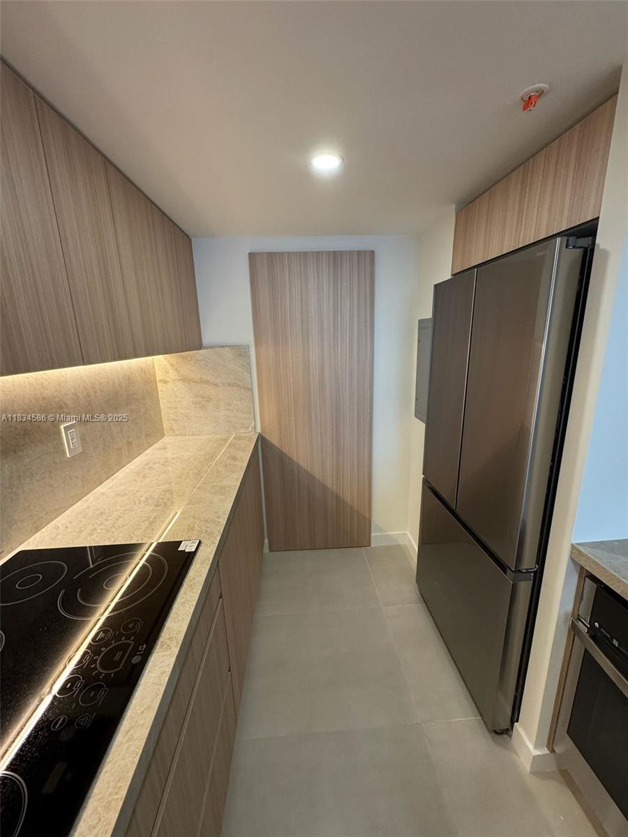 1717 N Bayshore Dr #A-2539 Miami, FL 33132 1717 N Bayshore Dr #A-2539 Miami, FL 33132