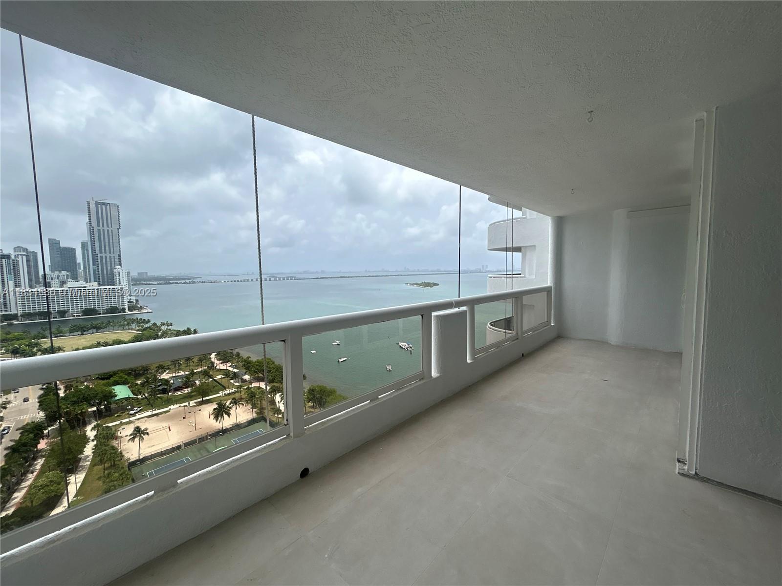 1717 N Bayshore Dr #A-2539 Miami, FL 33132 1717 N Bayshore Dr #A-2539 Miami, FL 33132