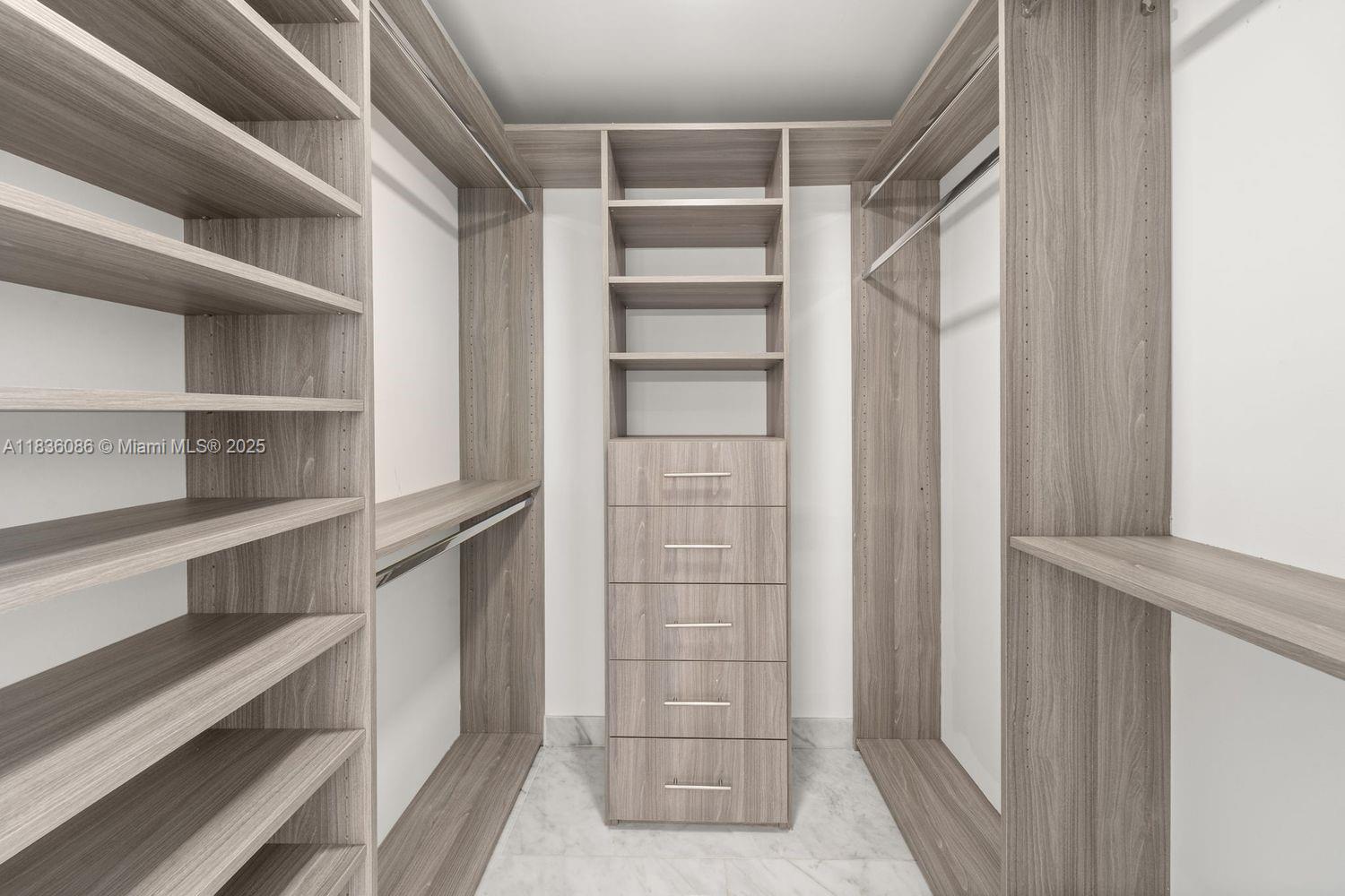 image 400 Sunny Isles16