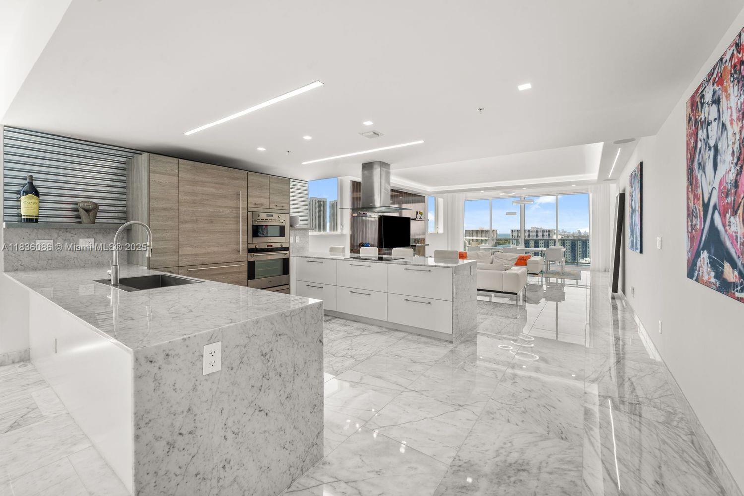 image 400 Sunny Isles2