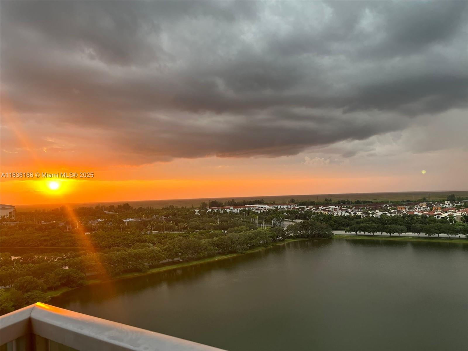 2681 N Flamingo Rd #402S Sunrise, FL 33323