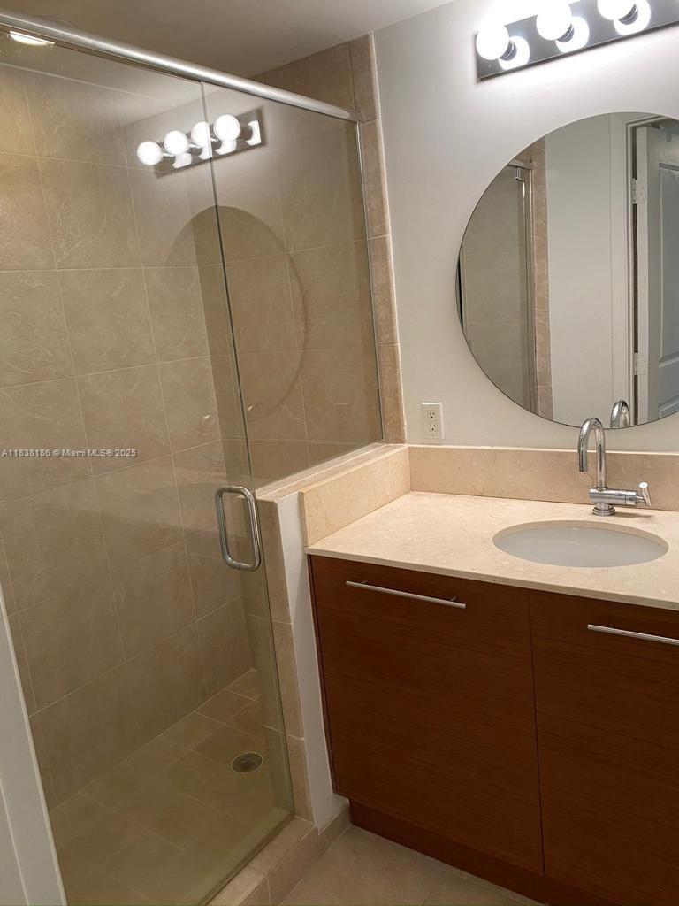 2681 N Flamingo Rd #402S Sunrise, FL 33323