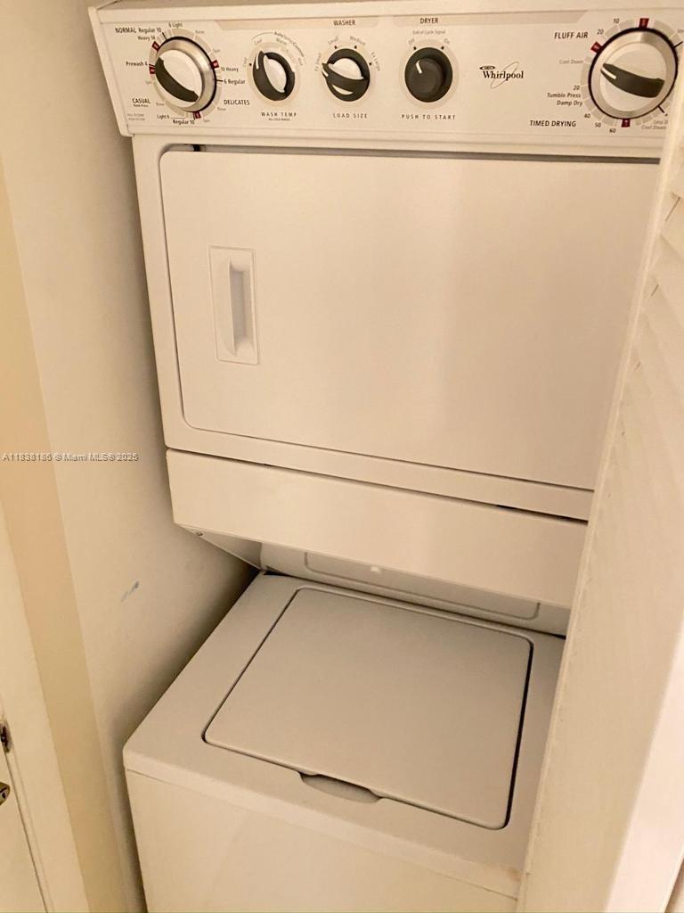 2681 N Flamingo Rd #402S Sunrise, FL 33323