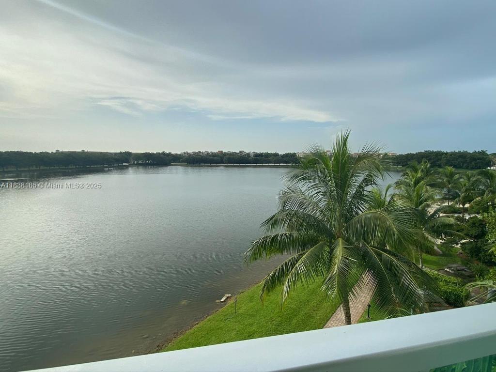 2681 N Flamingo Rd #402S Sunrise, FL 33323