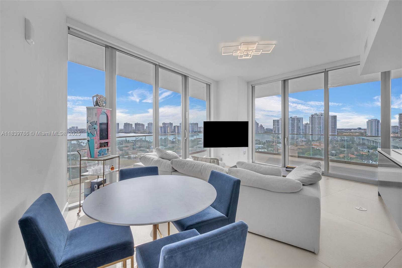 image Residences by Armani Casa4