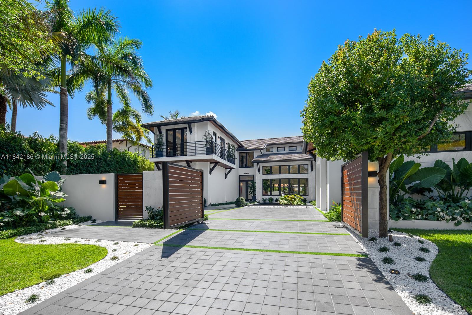 4241 Palm Ln Miami, FL 33137 4241 Palm Ln Miami, FL 33137