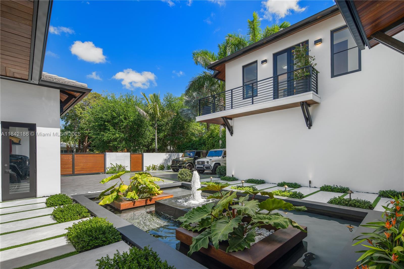 4241 Palm Ln Miami, FL 33137 4241 Palm Ln Miami, FL 33137