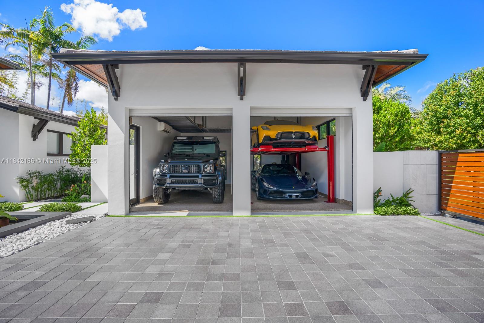 4241 Palm Ln Miami, FL 33137 4241 Palm Ln Miami, FL 33137