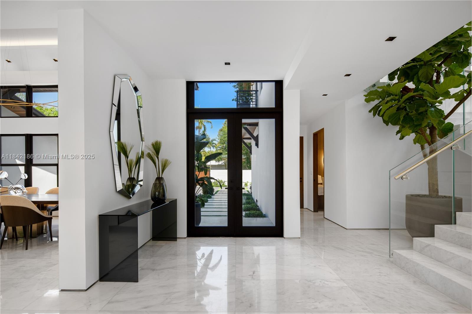 4241 Palm Ln Miami, FL 33137 4241 Palm Ln Miami, FL 33137