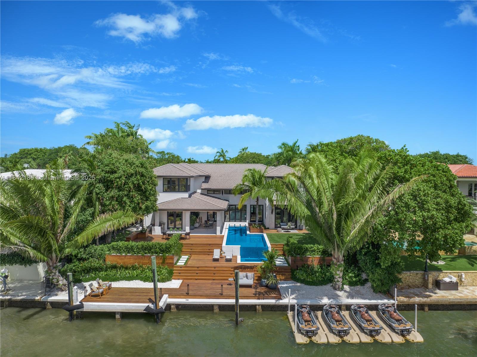 4241 Palm Ln Miami, FL 33137 4241 Palm Ln Miami, FL 33137