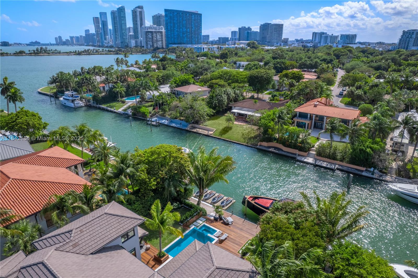 4241 Palm Ln Miami, FL 33137 4241 Palm Ln Miami, FL 33137