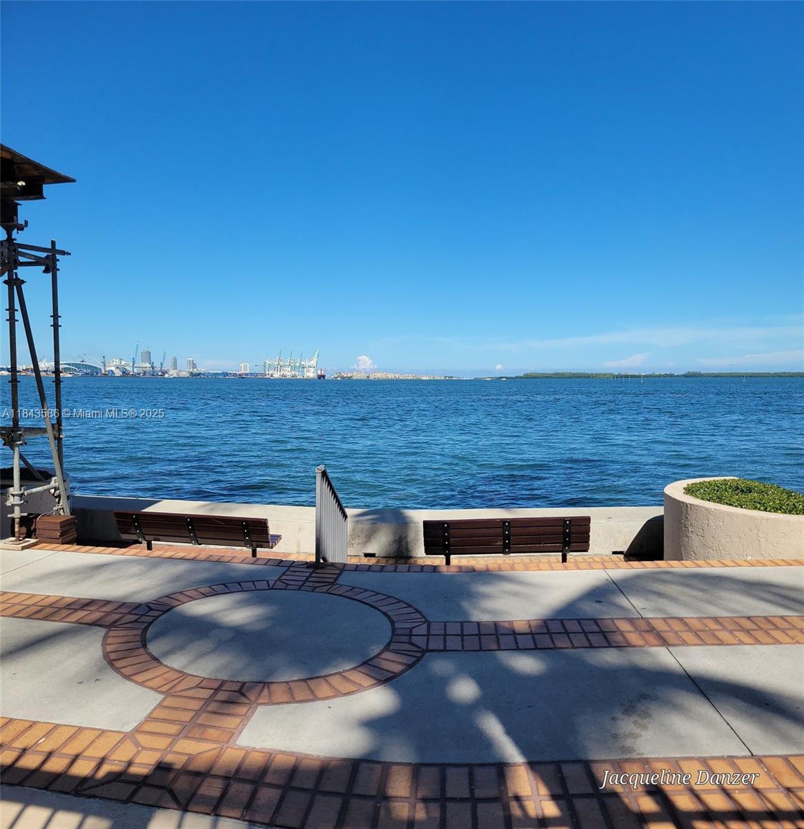 540 Brickell Key Dr #307