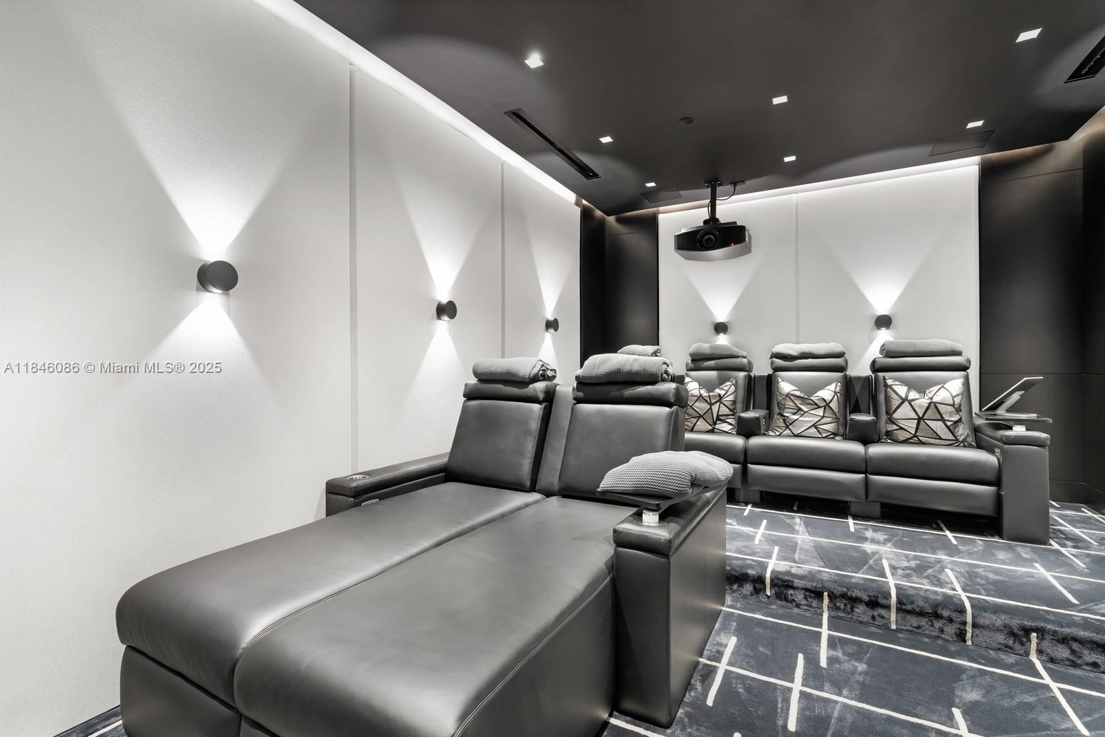 image Turnberry Ocean Club33