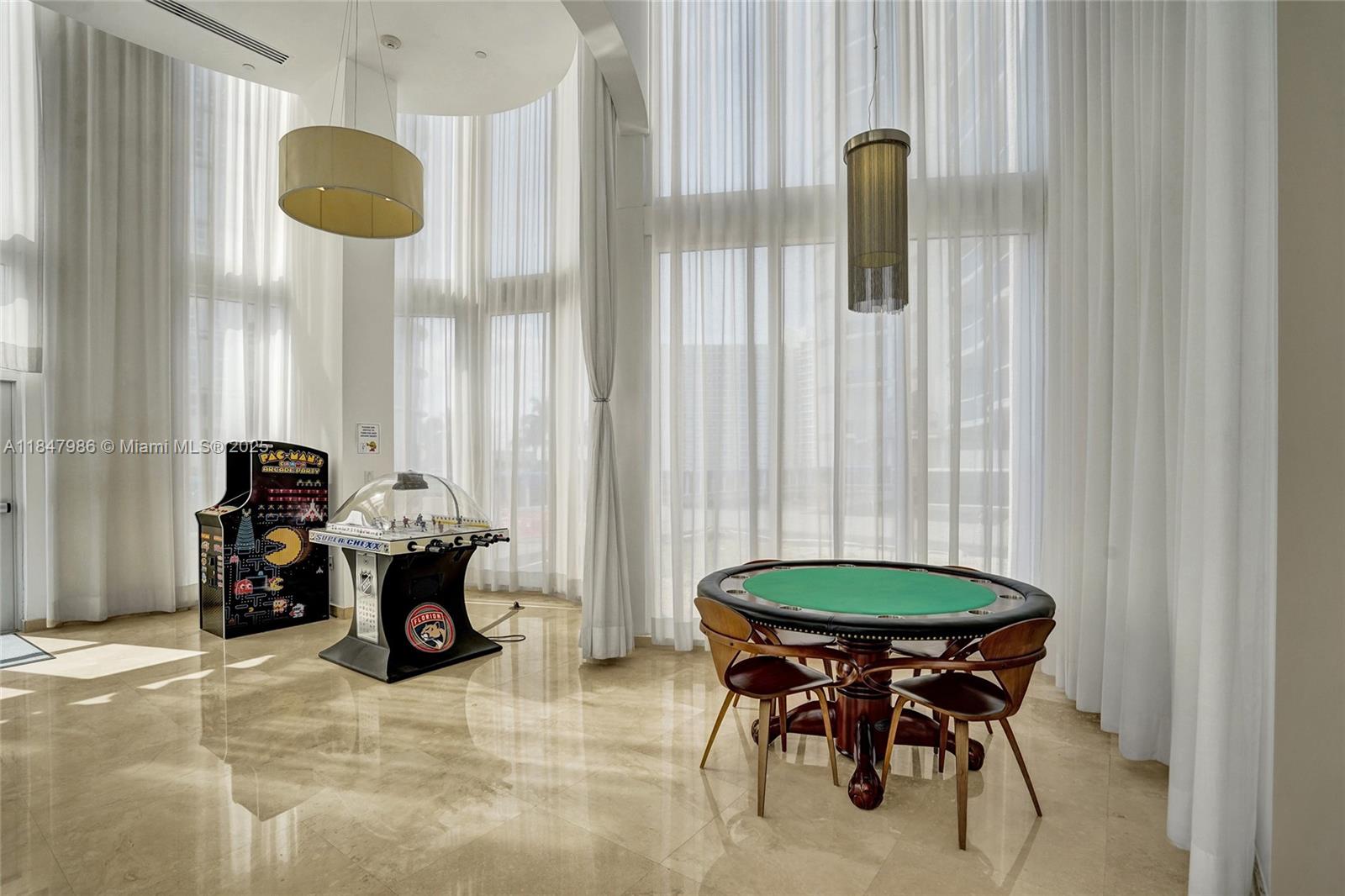 image Trump Towers Ii54