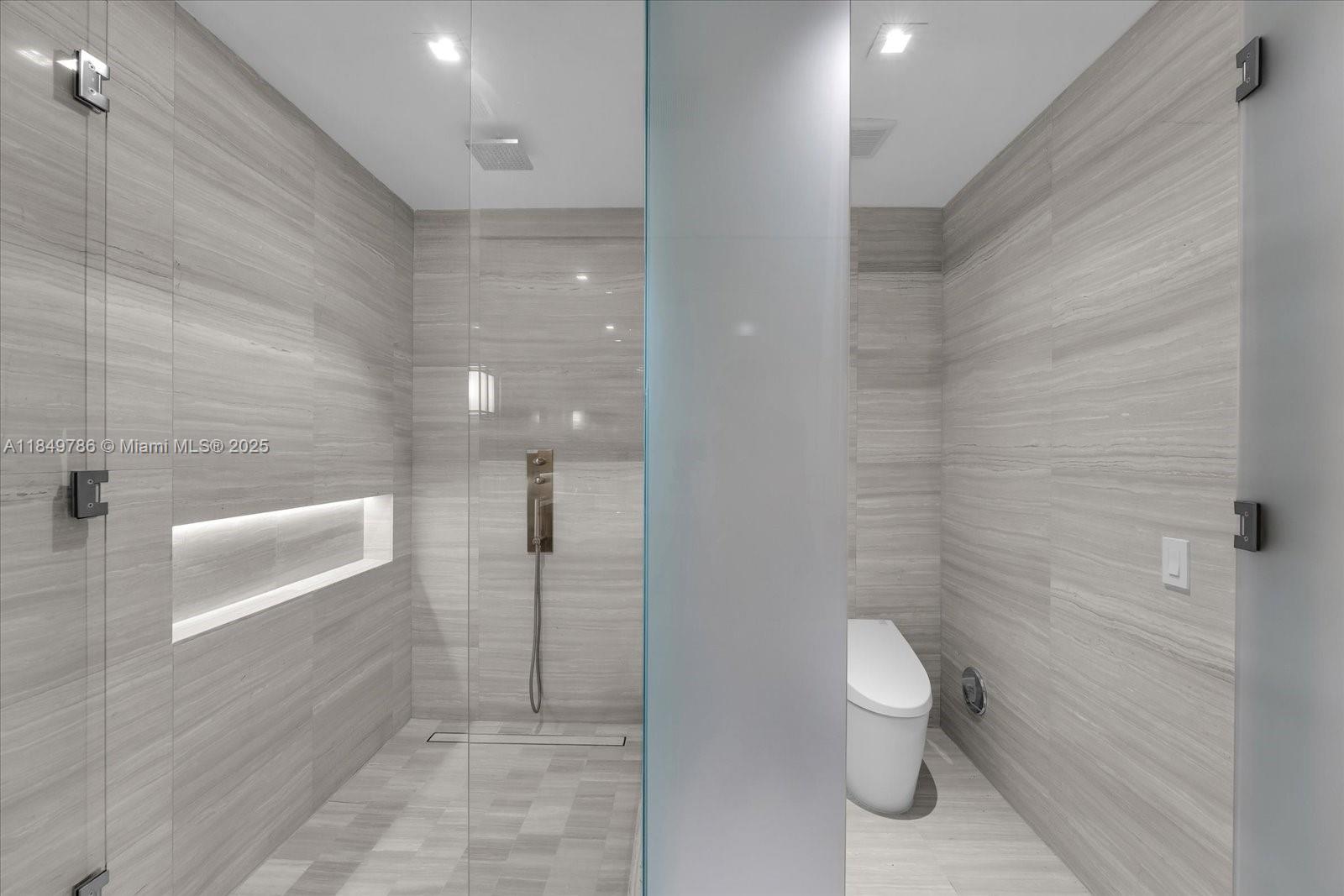 image Residences By Armani Casa27