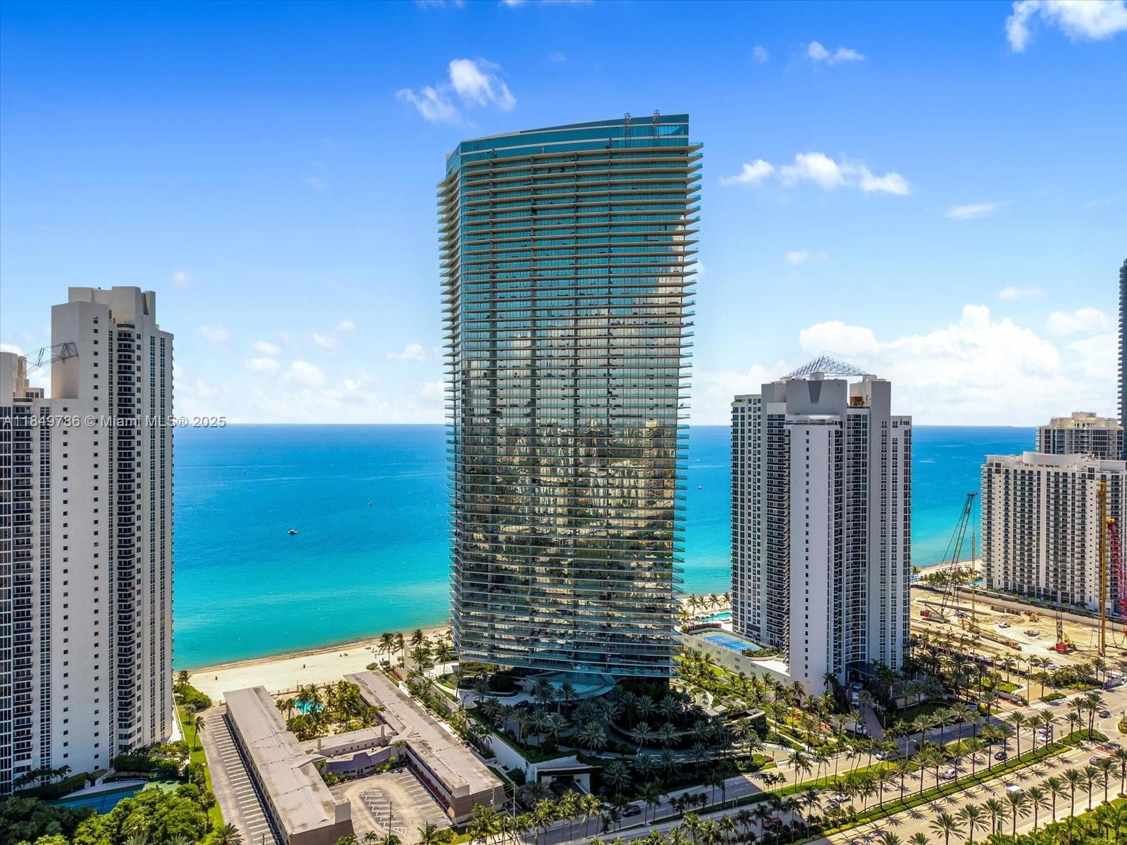 image Residences By Armani Casa3