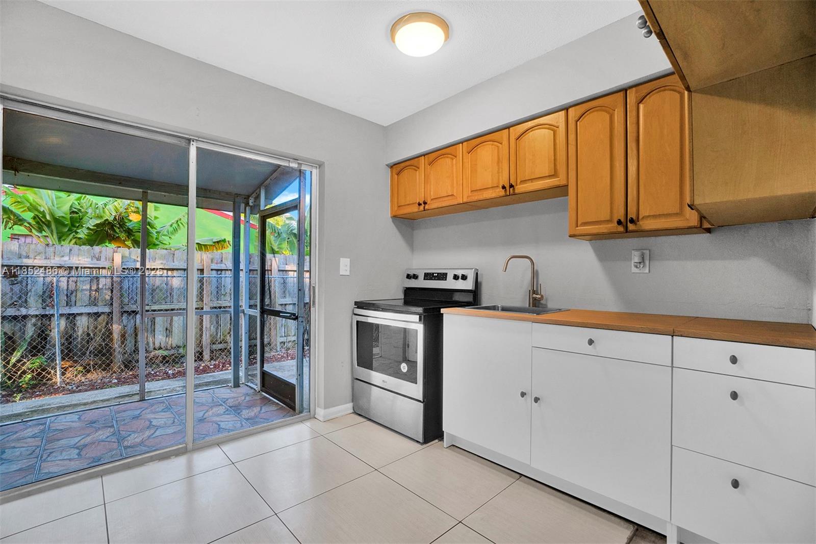 1515 NW 2nd Ave #2