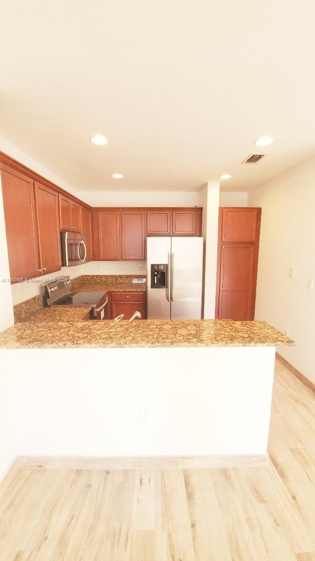 265 Las Brisas Cir #265 Weston, FL 33326