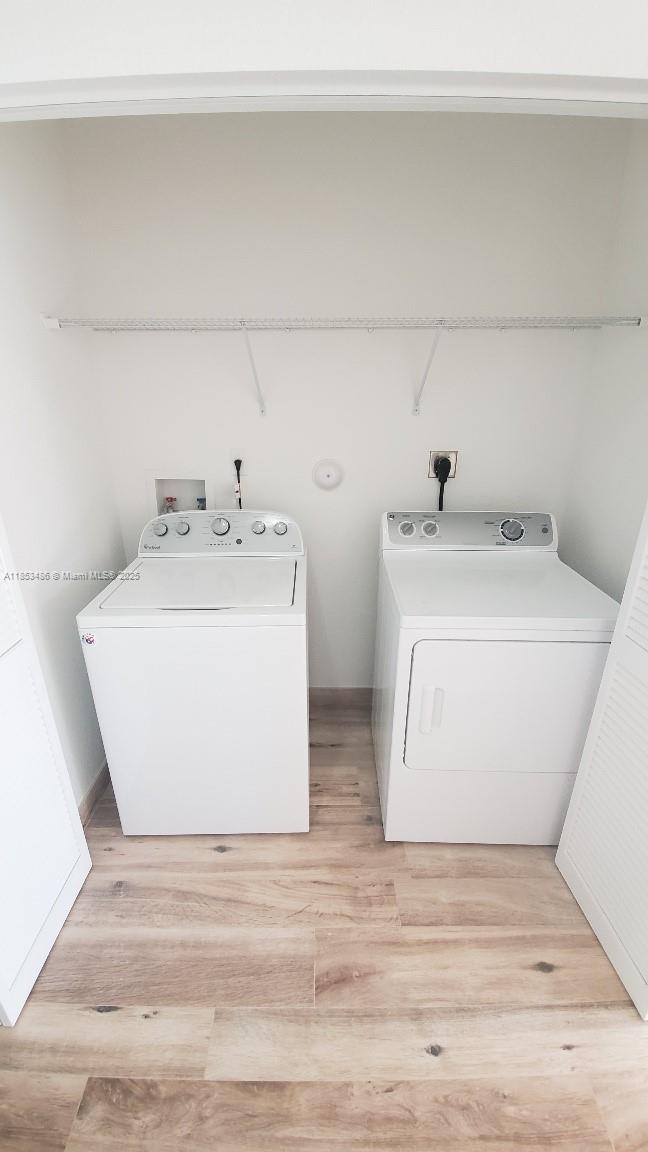 265 Las Brisas Cir #265 Weston, FL 33326