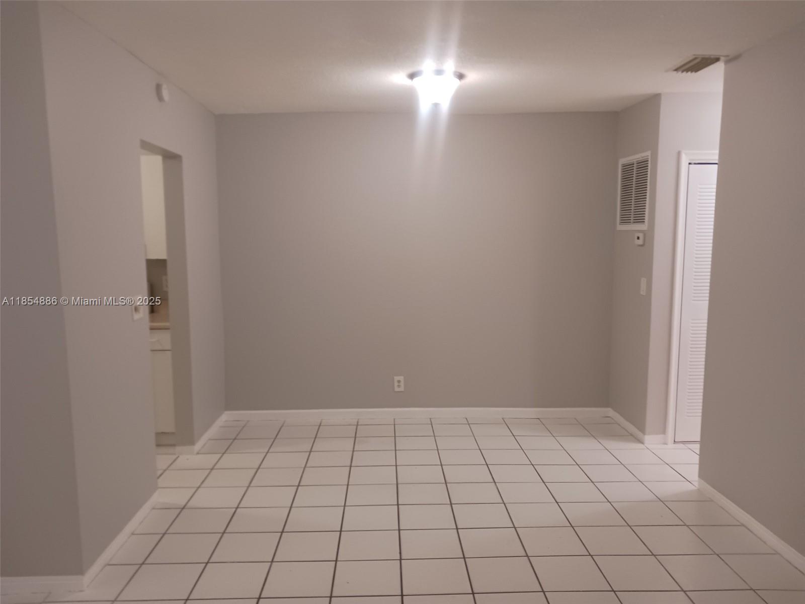 2127 Van Buren St #106