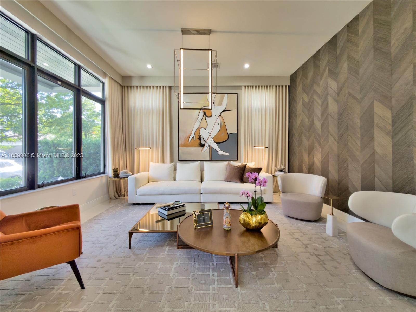 8162 NW 48th Ter Doral, FL 33166