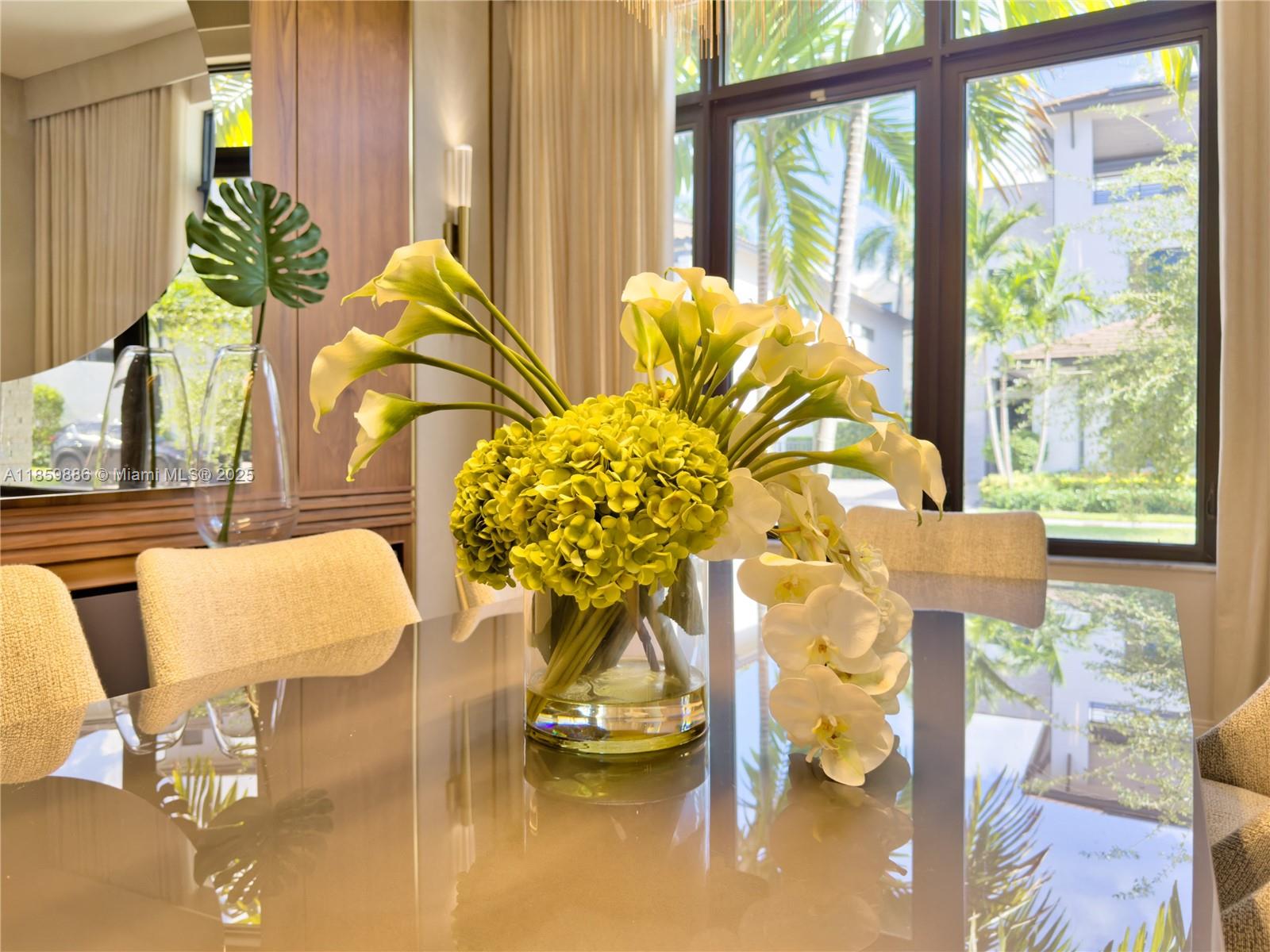 8162 NW 48th Ter Doral, FL 33166