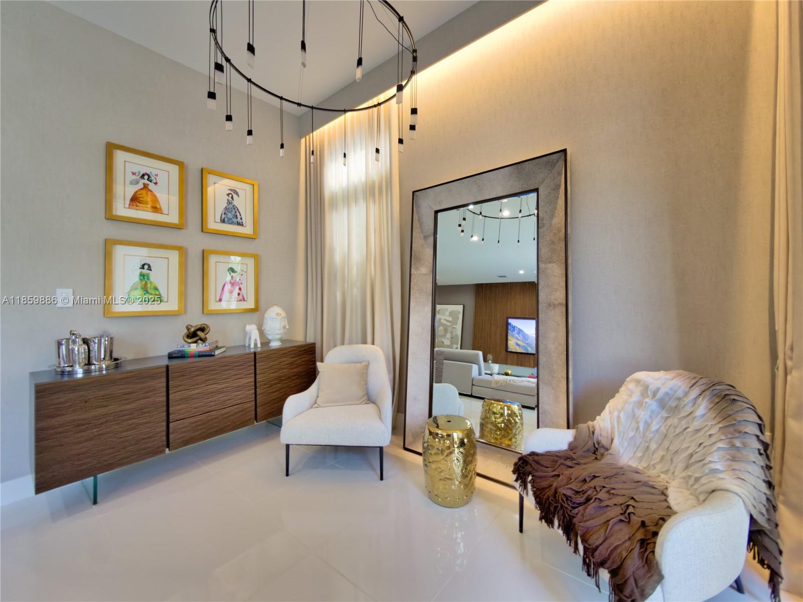 8162 NW 48th Ter Doral, FL 33166